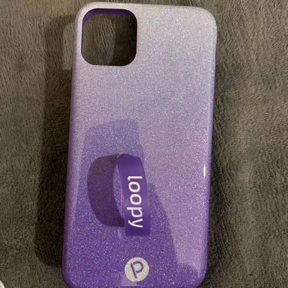 iPhone 11 Pro Max Covers - Picture 4 of 12